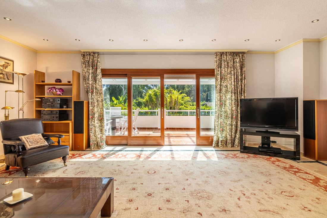 Villa in Estepona, Andalusia, Spain 4 - 17869534