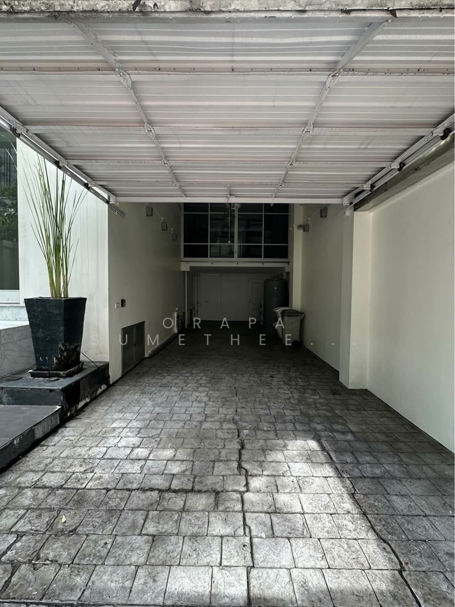 House in Bangkok, Krung Thep Maha Nakhon, Thailand 3 - 17863731
