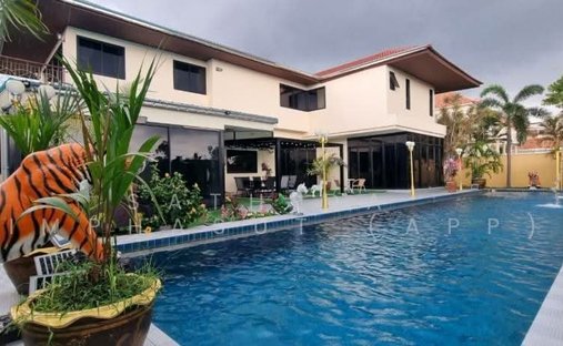 Villa in Huay Yai, Chon Buri, Thailand 1