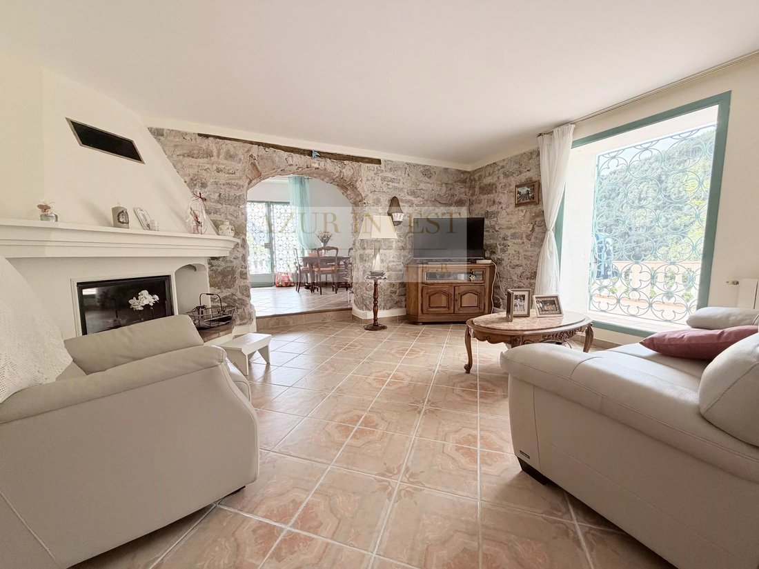 House in Menton, Provence-Alpes-Côte d'Azur, France 5 - 17860760