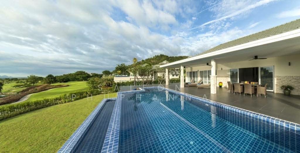 Villa in Hin Lek Fai, Prachuap Khiri Khan, Thailand 1 - 17862543