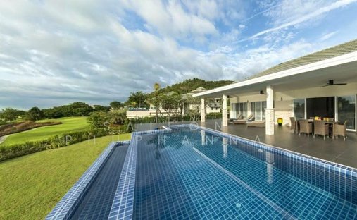 Villa in Hin Lek Fai, Prachuap Khiri Khan, Thailand 1