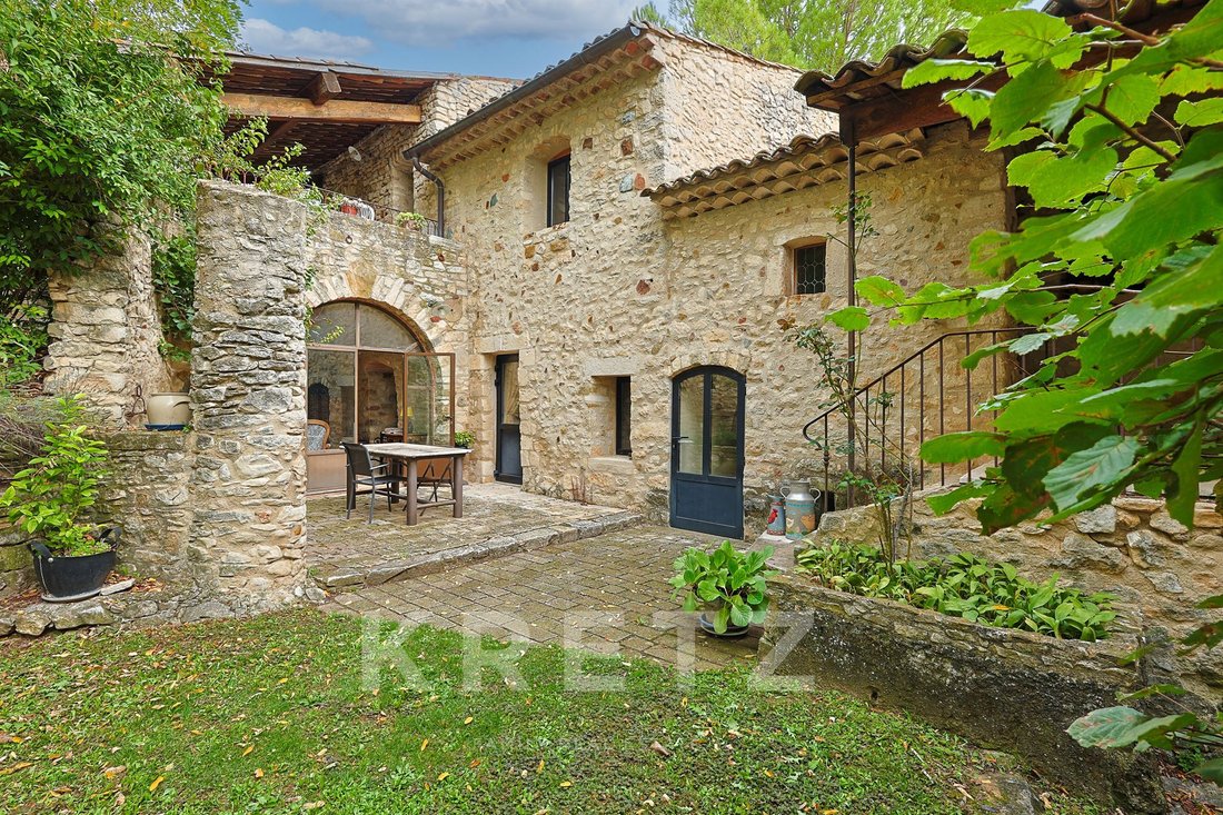 House in Lincel, Saint-Michel-l'Observatoire, France 2 - 17867113