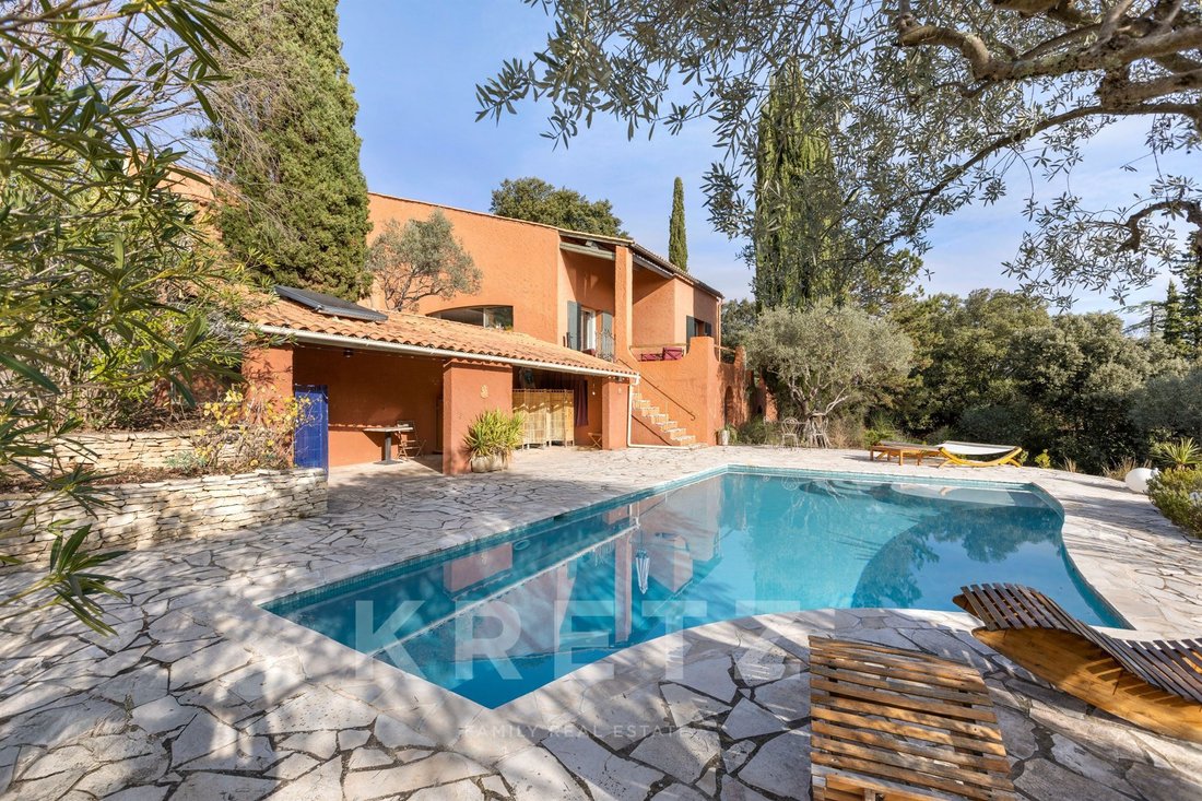 House in Villeneuve, Provence-Alpes-Côte d'Azur, France 1 - 17867352