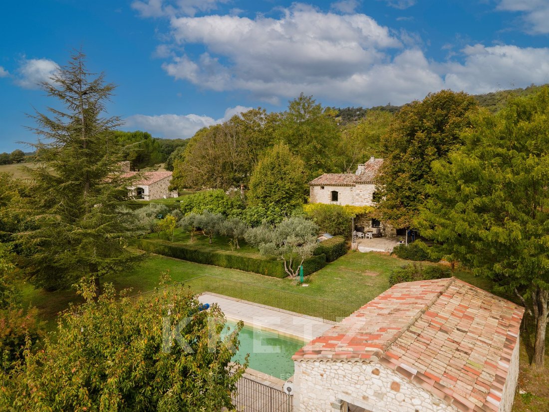 House in Lincel, Saint-Michel-l'Observatoire, France 3 - 17867113