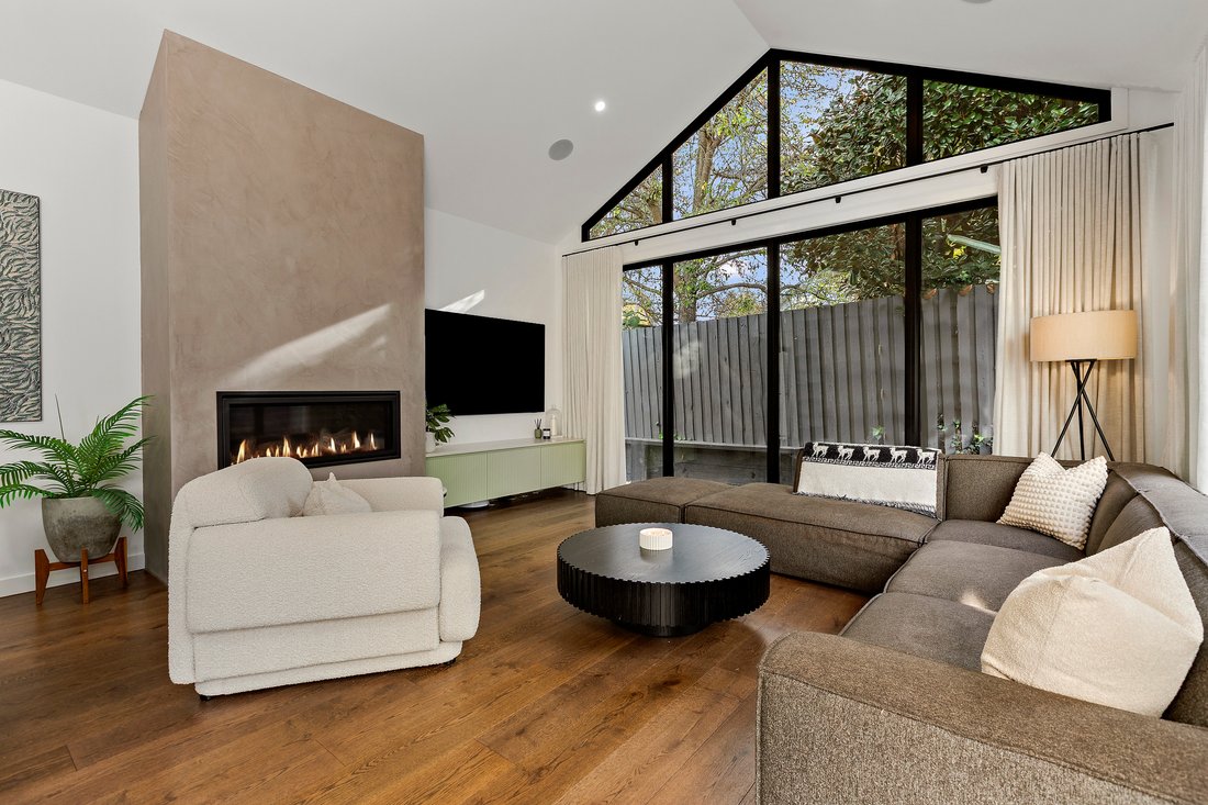 House in Hampton, Victoria, Australia 3 - 17868949