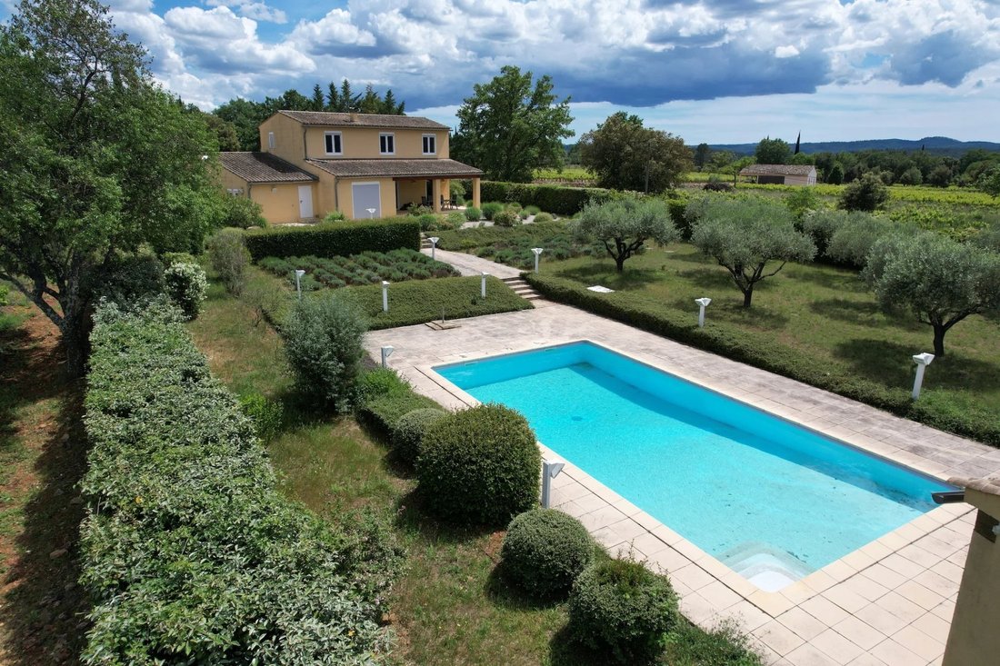 Casa a Cotignac, Provenza-Alpi-Costa Azzurra, Francia 1 - 17867330