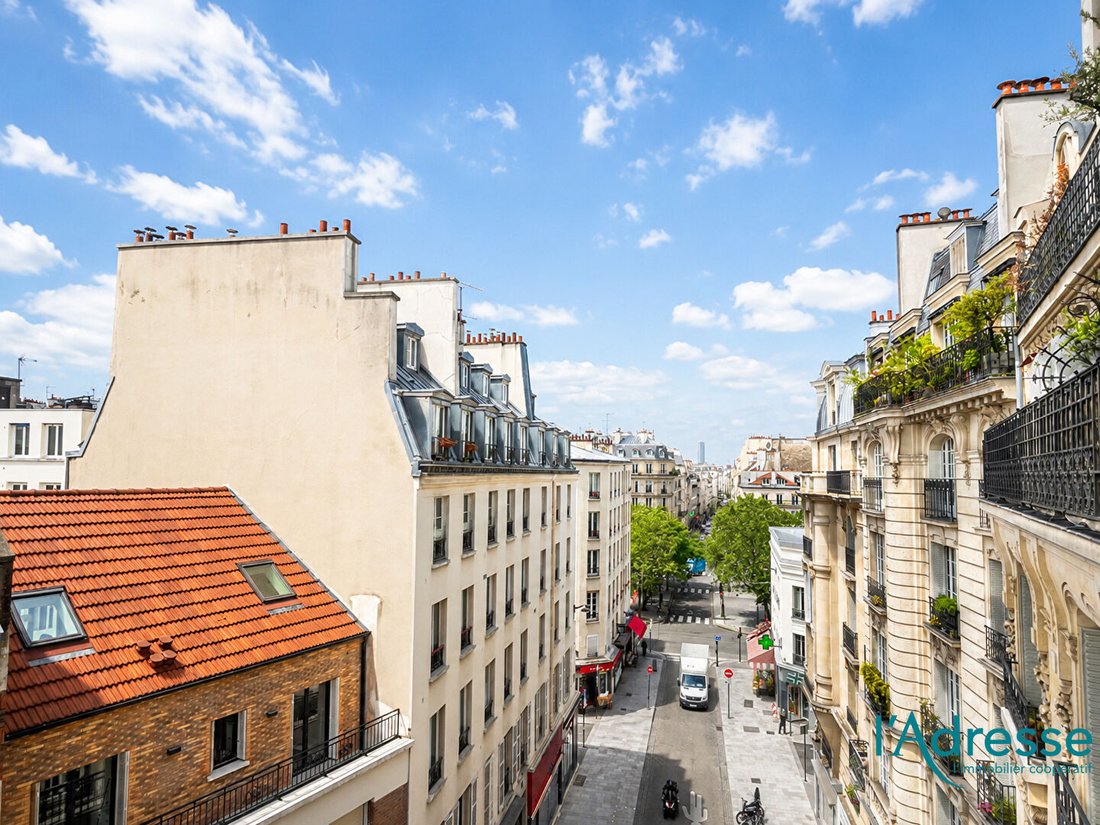 Apartment in République - Saint Ambroise, Paris, Ile-de-France 1 - 17866644