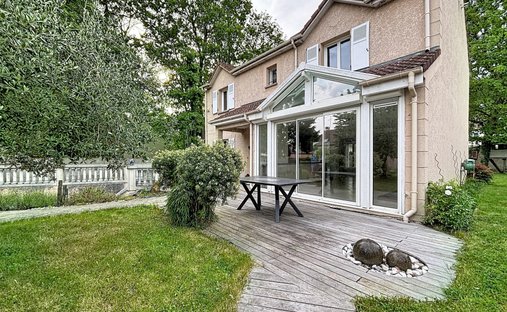 Casa a Yerres, Isola di Francia, Francia 1