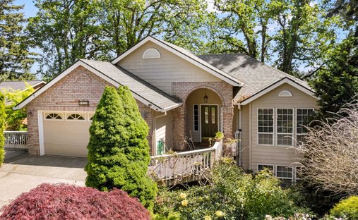 House in West Linn, Oregon, United States 1