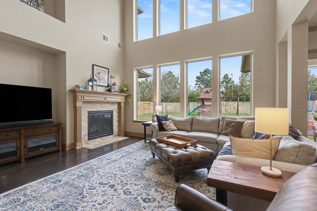 House in Fulshear, Texas, United States 5 - 17863664