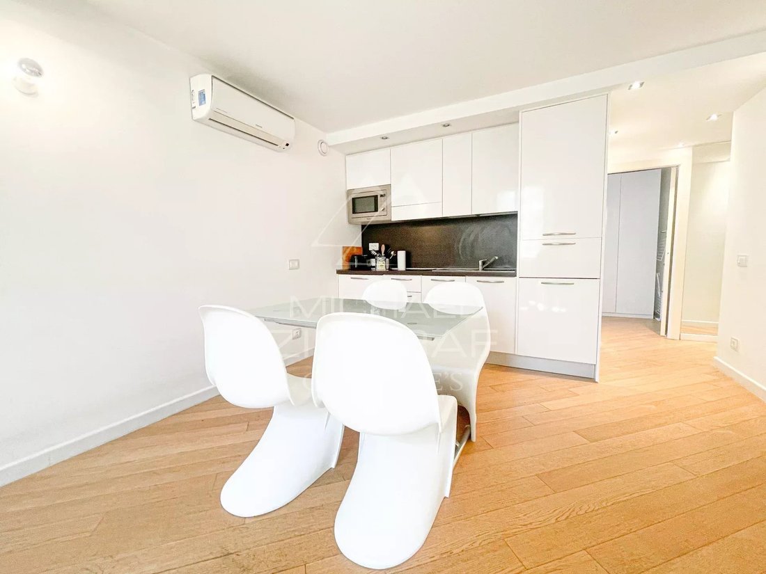 Apartment in Cannes, Provence-Alpes-Côte d'Azur, France 5 - 17862571