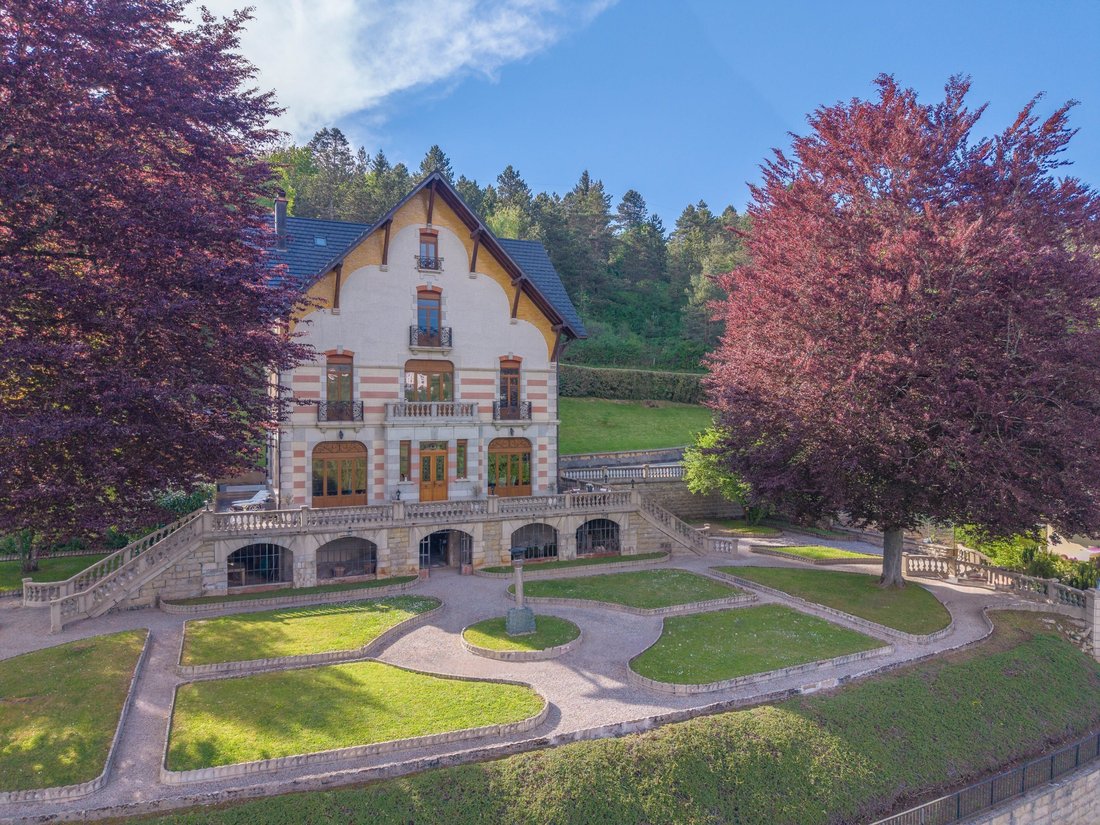 House in Clairvaux-les-Lacs, Bourgogne – Franche-Comté, France 1 - 17866721