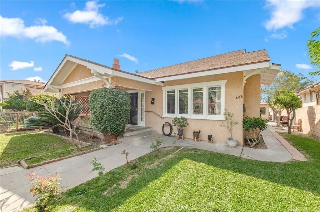 Santa Ana, California, United States 2 - 17865867