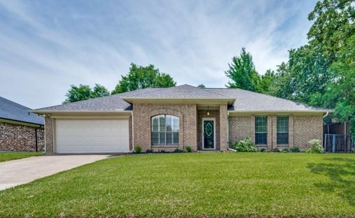 House in Hurst, Texas, United States 1