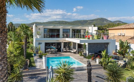 House in Nord, Sanary-sur-Mer, France 1