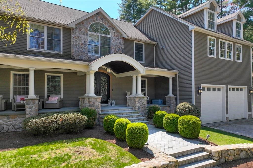 House in Lynnfield, Massachusetts, United States 2 - 17868143