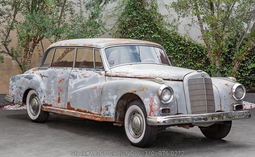 Mercedes-Benz 300D Adenauer in Los angeles, ca 1