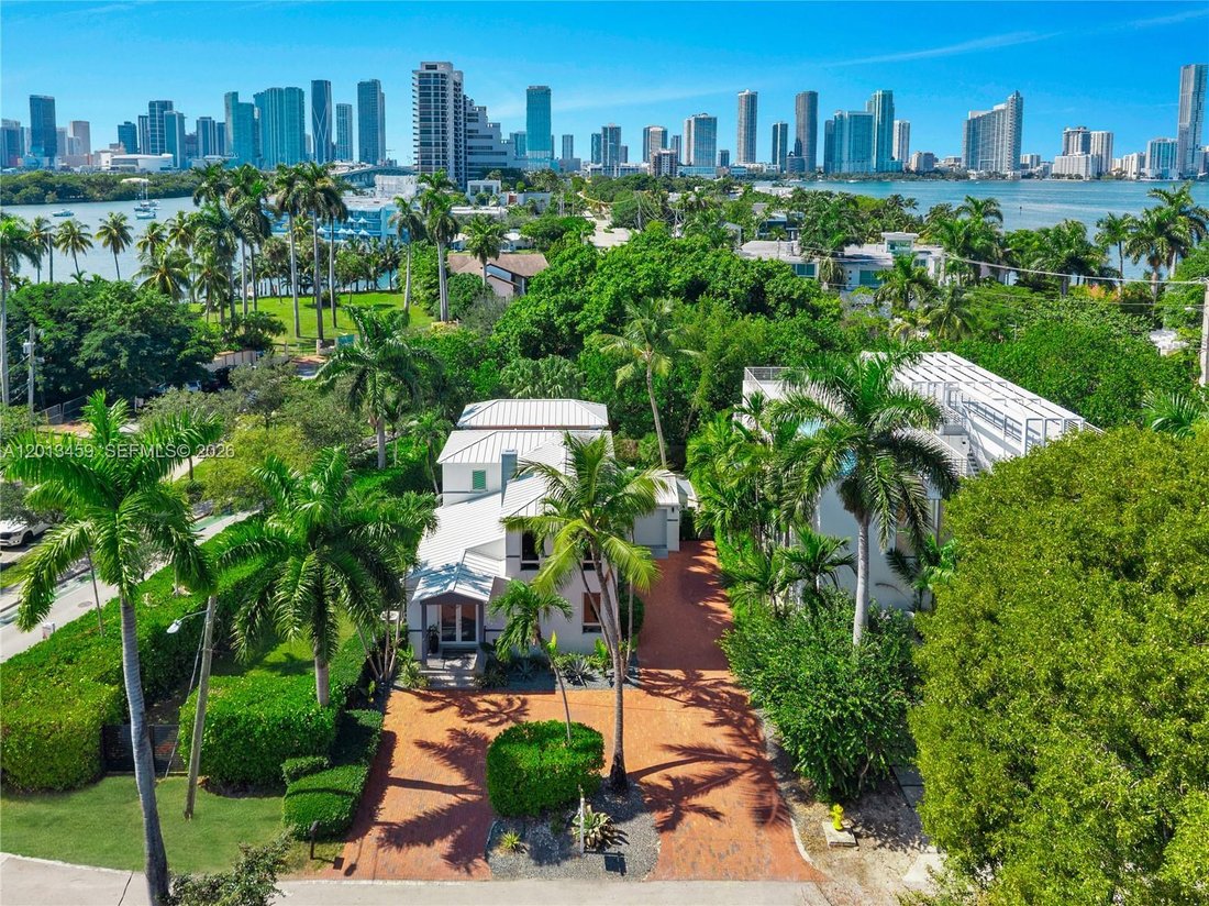 House in Miami, Florida, United States 1 - 17864858
