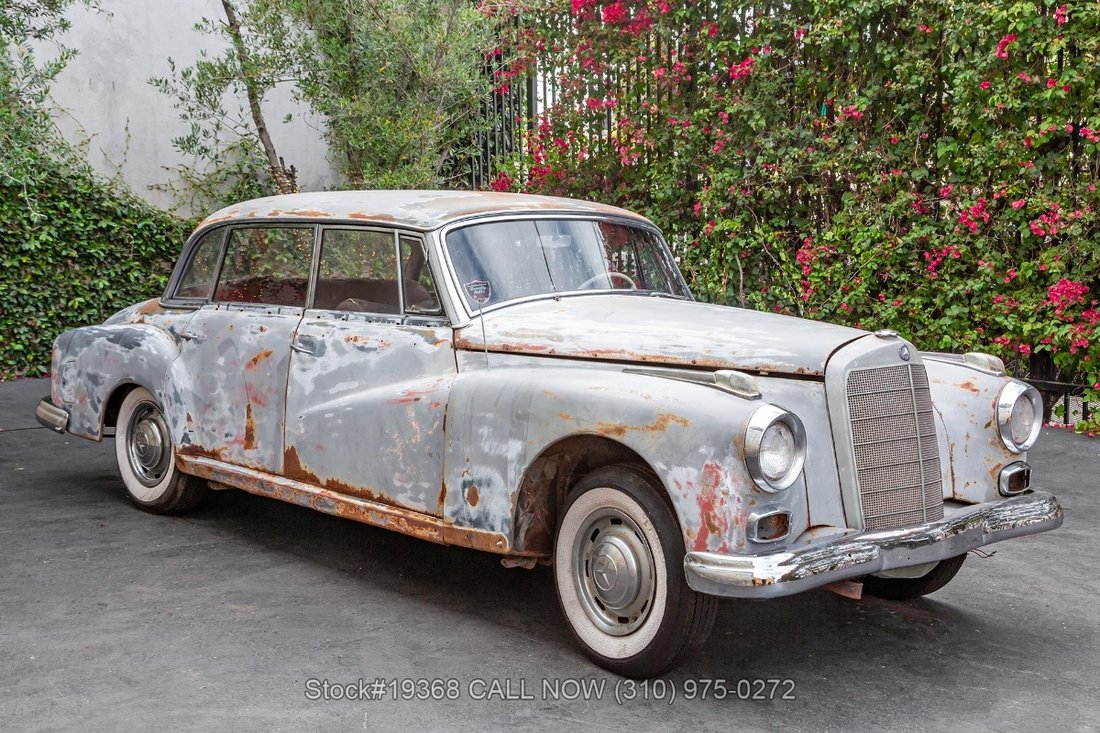 Mercedes-Benz 300D Adenauer in Los Angeles, CA 3 - 17862943