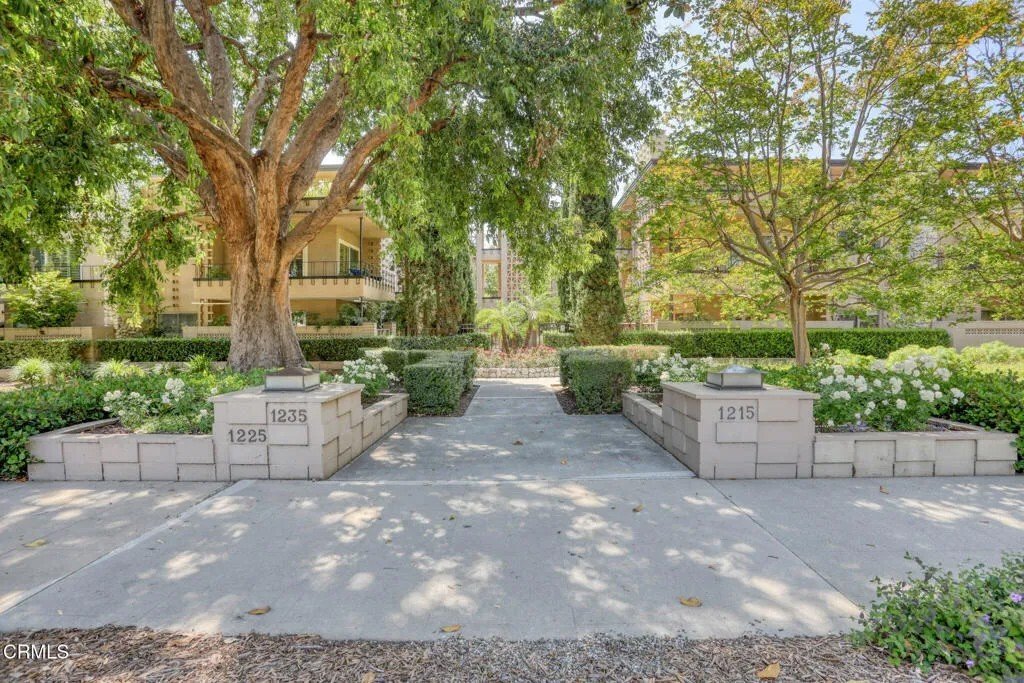 Condo in Altadena, California, United States 3 - 17869398