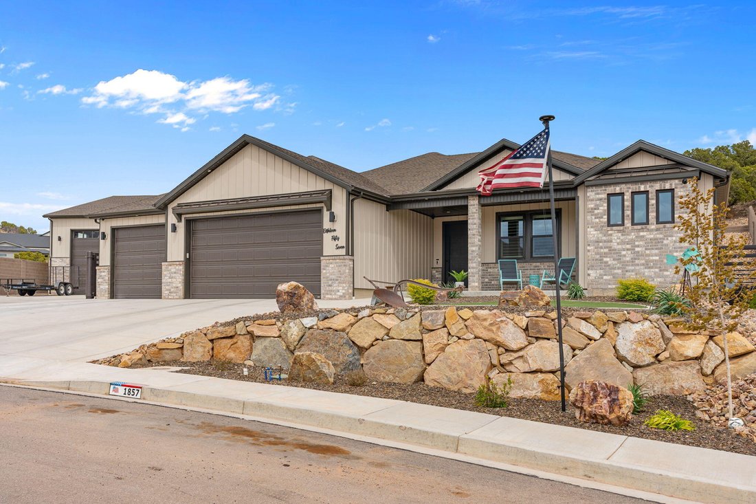 House in Cedar City, Utah, United States 2 - 17864121