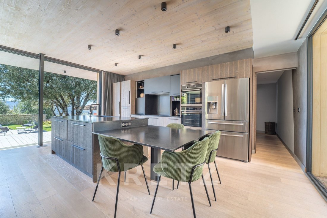 House in Apt, Provence-Alpes-Côte d'Azur, France 4 - 17867253
