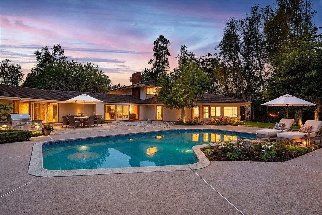 House in Covina, California, United States 3 - 17861543