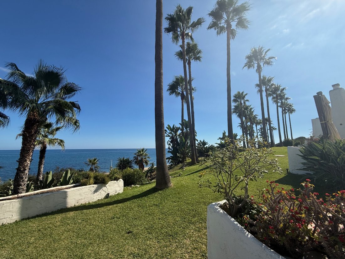House in Buenas Noches, Estepona, Spain 3 - 17860847