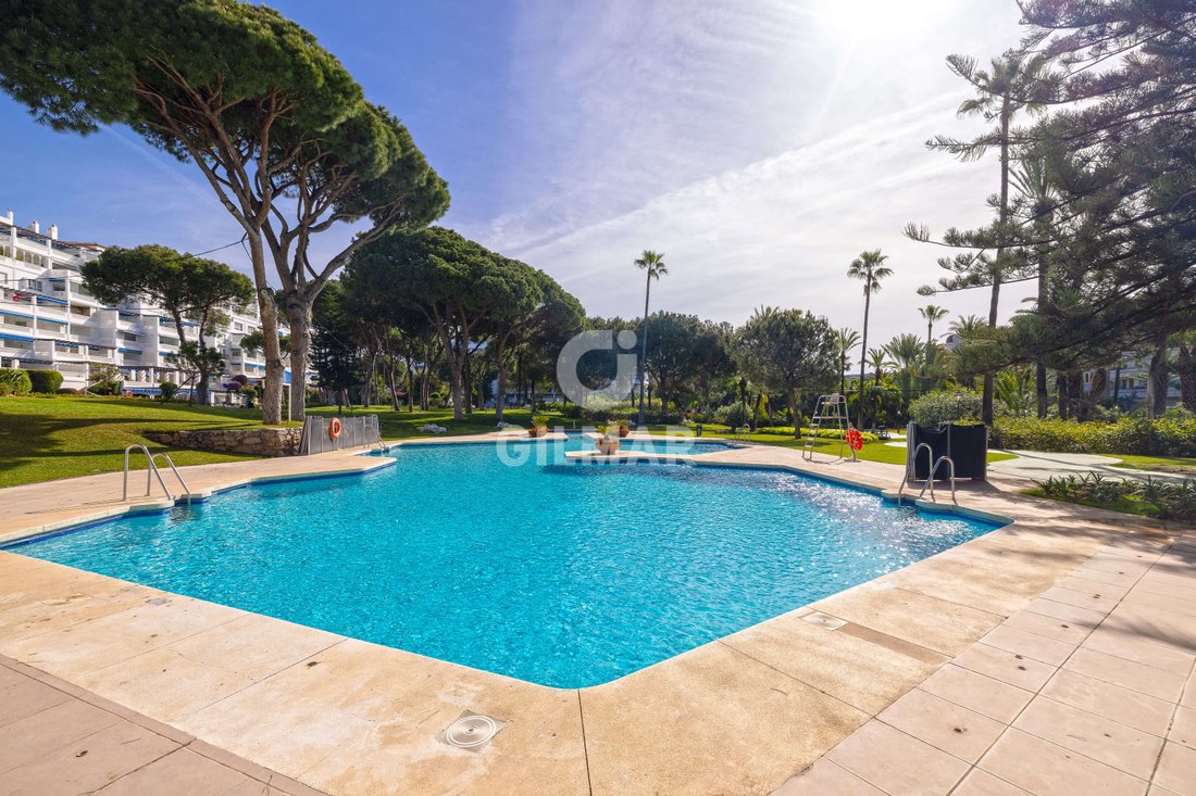 Apartment in Puerto Banus, Marbella, Spain 1 - 17861384