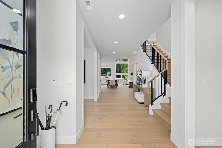 House in Kirkland, Washington, United States 2 - 17868782