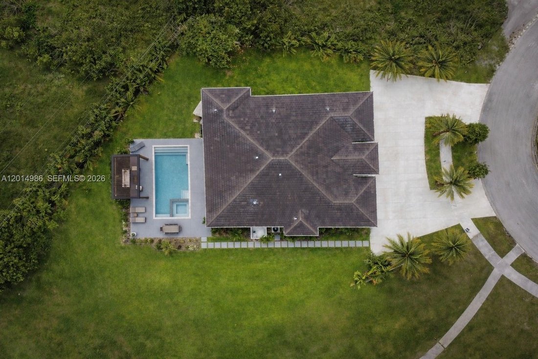 House in Miami, Florida, United States 5 - 17864873