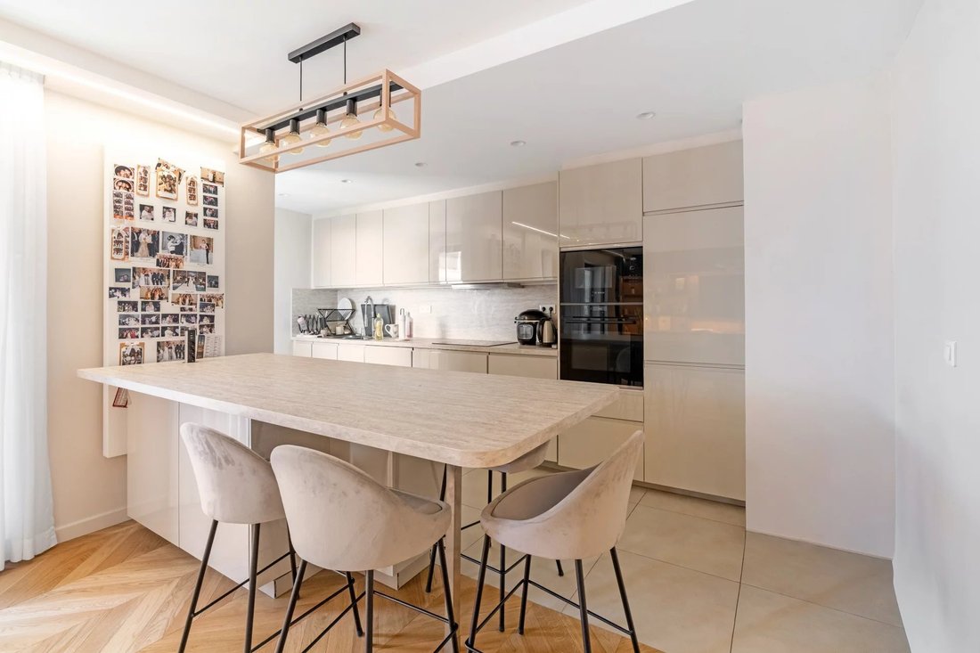 Apartment in Front de Seine, Levallois-Perret, France 3 - 17867291