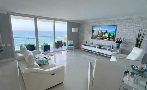 Condominio en Hallandale Beach, Florida, Estados Unidos 1