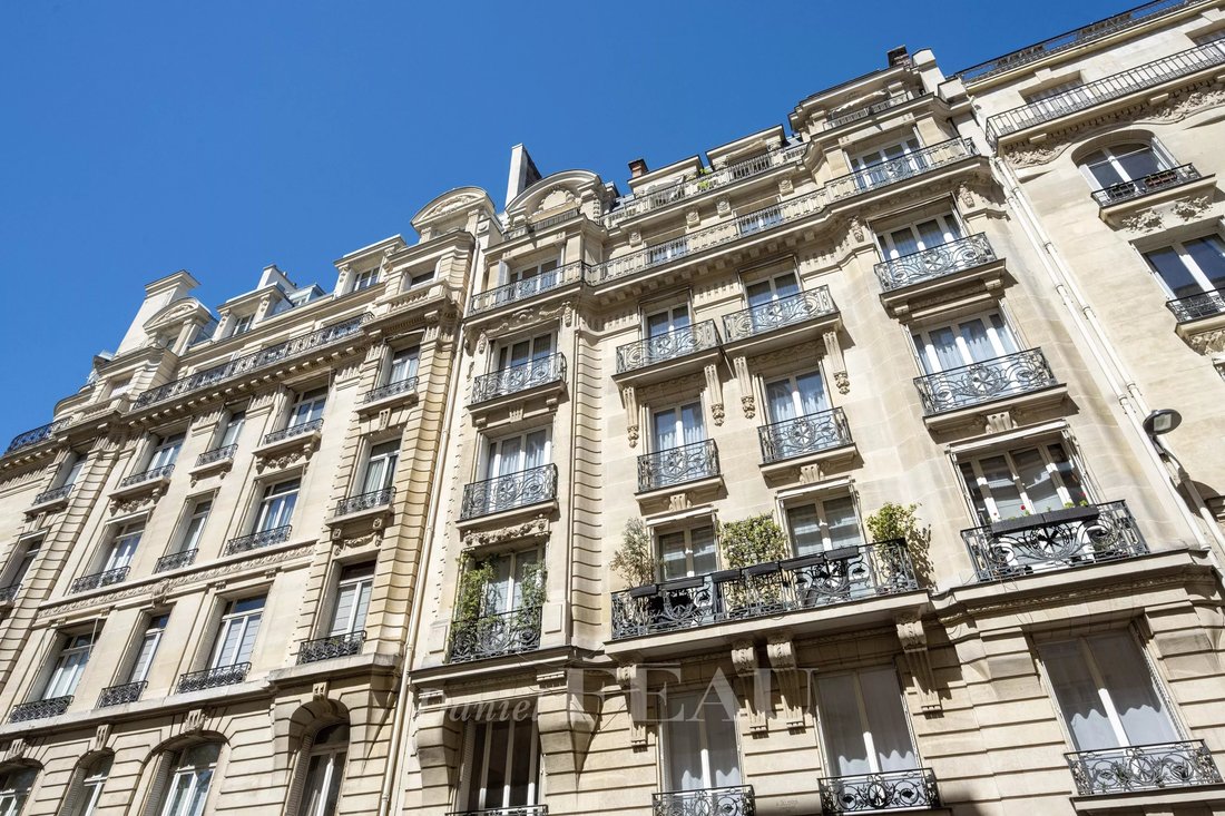 Apartment in Ecole Militaire, Paris 7e Arrondissement, Paris 4 - 17860671