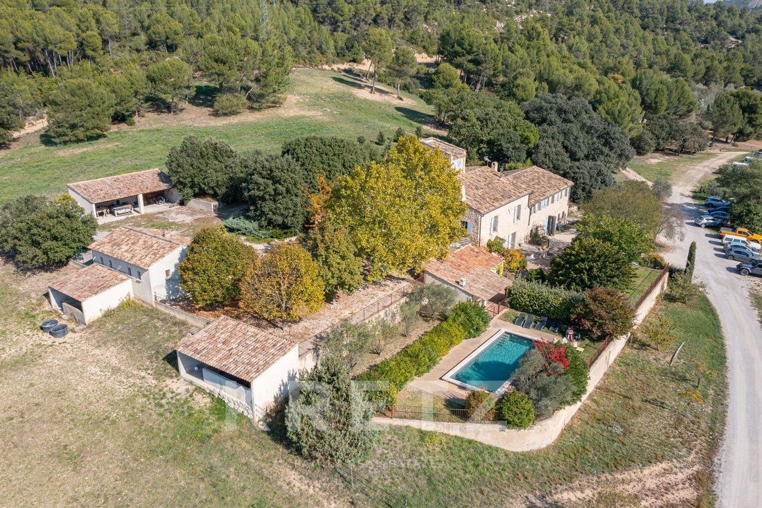 House in Greoux-les-Bains, Provence-Alpes-Côte d'Azur, France 2 - 17867322