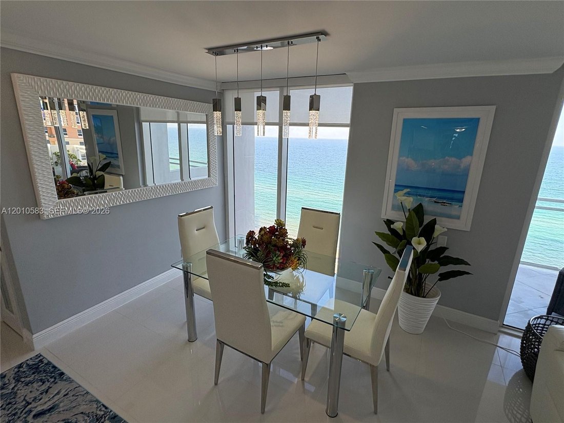 Condo in Hallandale Beach, Florida, United States 5 - 17864840