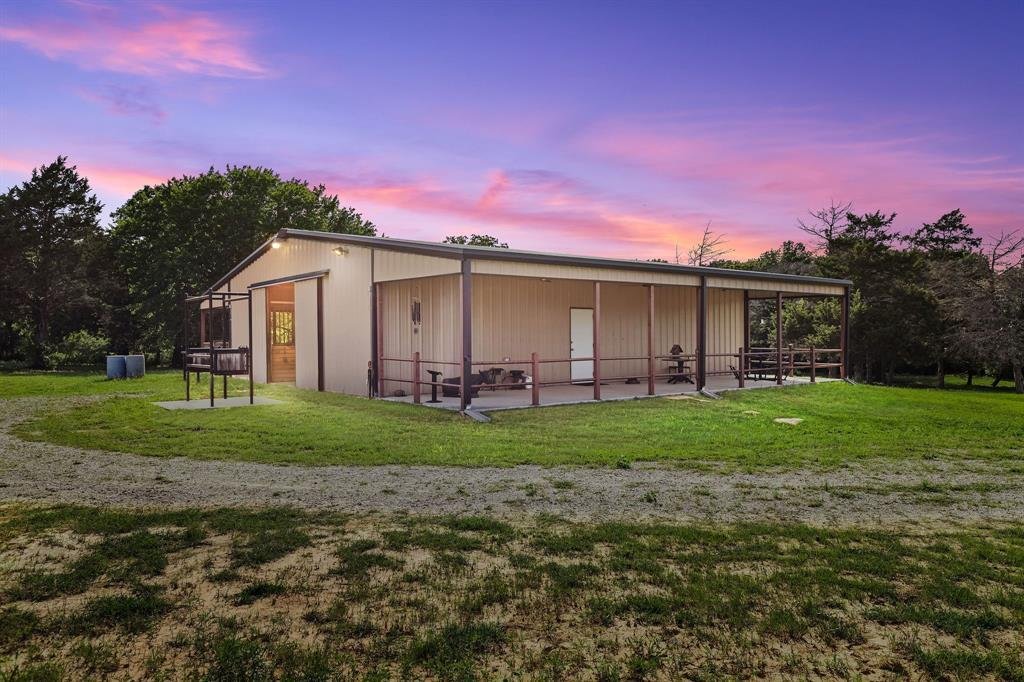 House in Decatur, Texas, United States 3 - 17866609