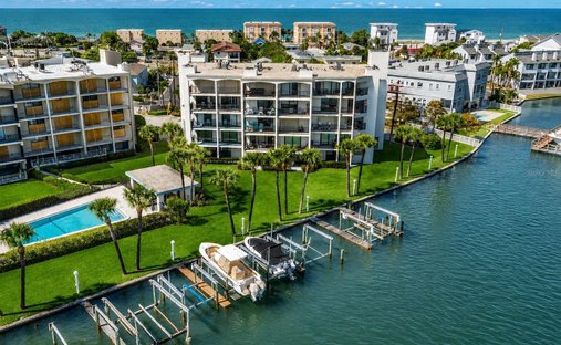Condo in Treasure Island, Florida, United States 1