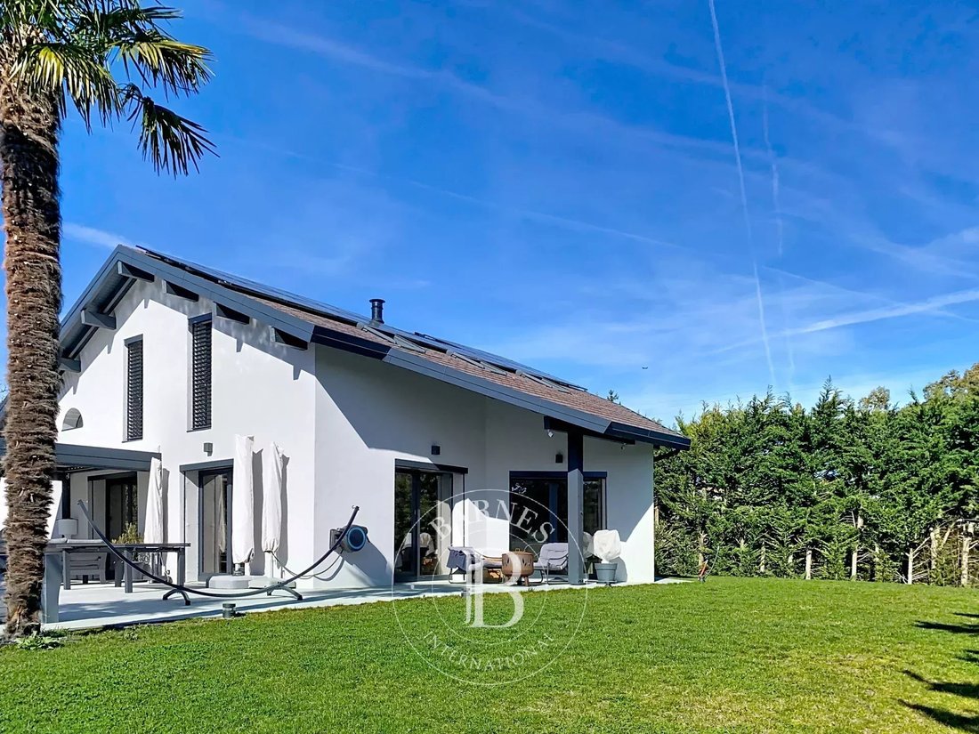 House in Chens-sur-Léman, Auvergne-Rhône-Alpes, France 3 - 17862294