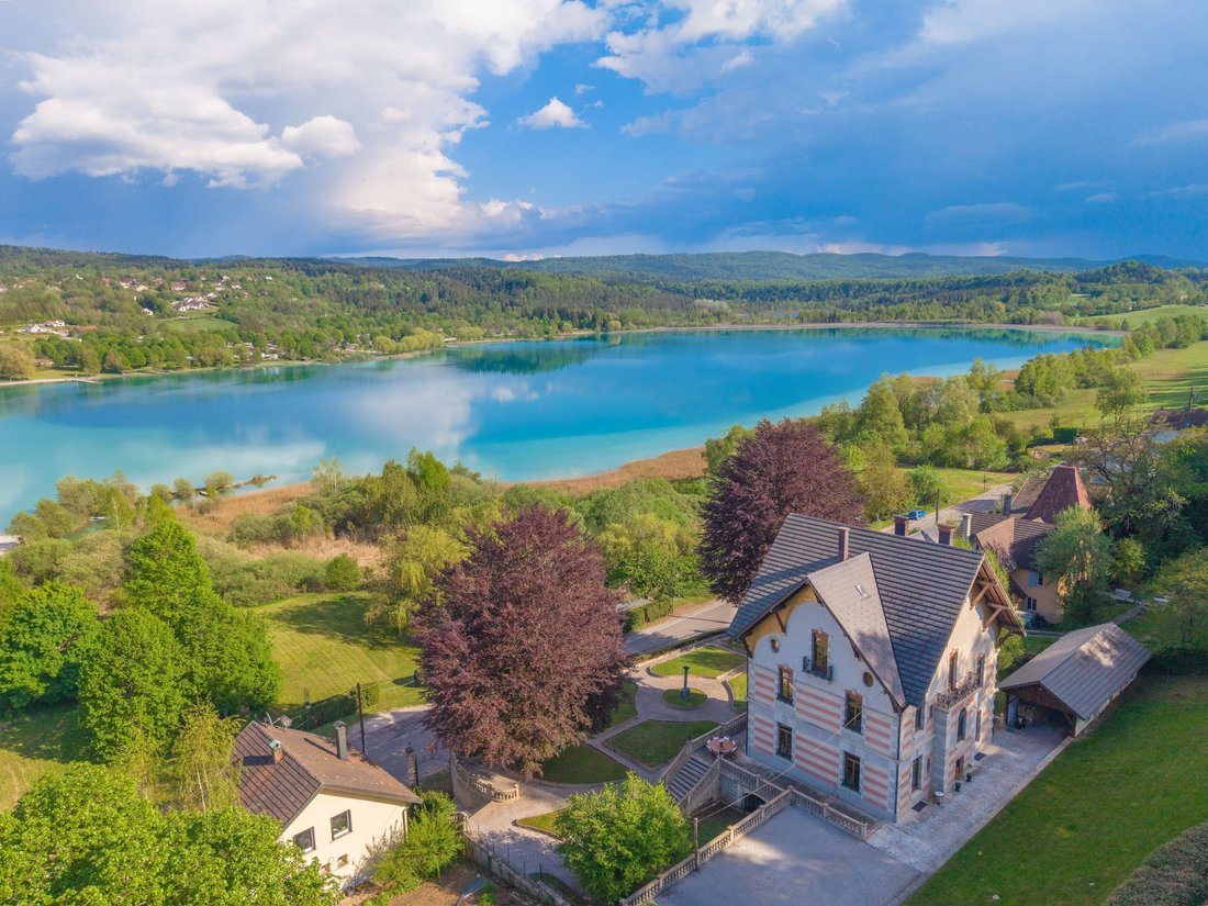 House in Clairvaux-les-Lacs, Bourgogne – Franche-Comté, France 3 - 17866721