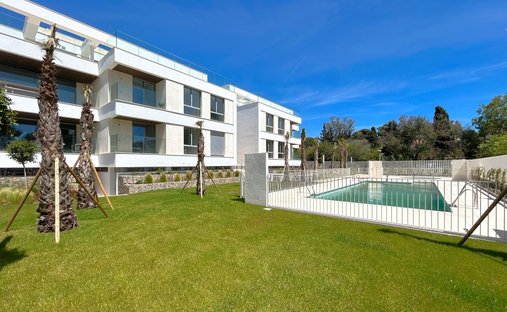 Penthouse in Elviria-Cabopino, Marbella, Spain 1