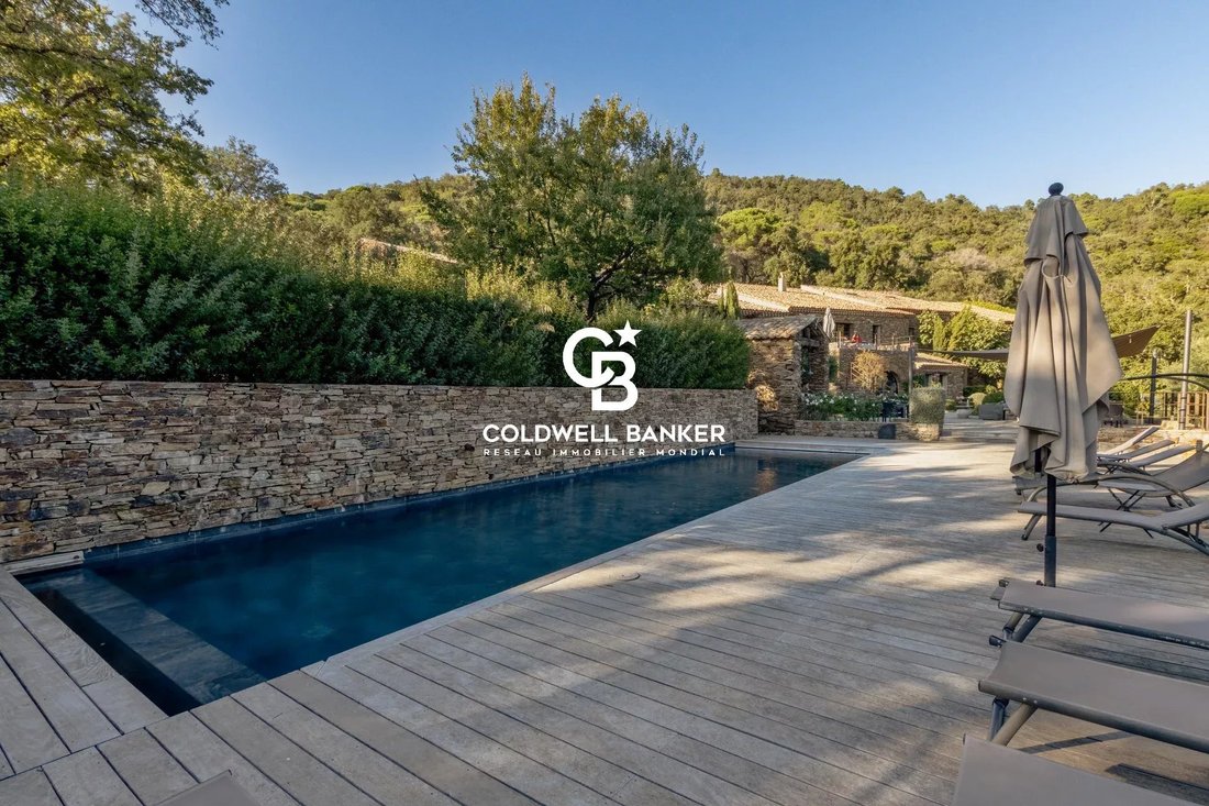 Estate in La Garde-Freinet, Provence-Alpes-Côte d'Azur, France 4 - 17862866