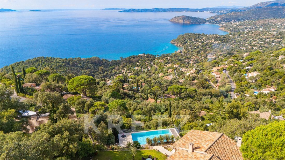 House in Rayol-Canadel-sur-Mer, Provence-Alpes-Côte d'Azur, France 1 - 17867309