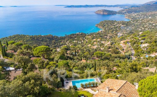 Casa a Rayol-Canadel-sur-Mer, Provenza-Alpi-Costa Azzurra, Francia 1