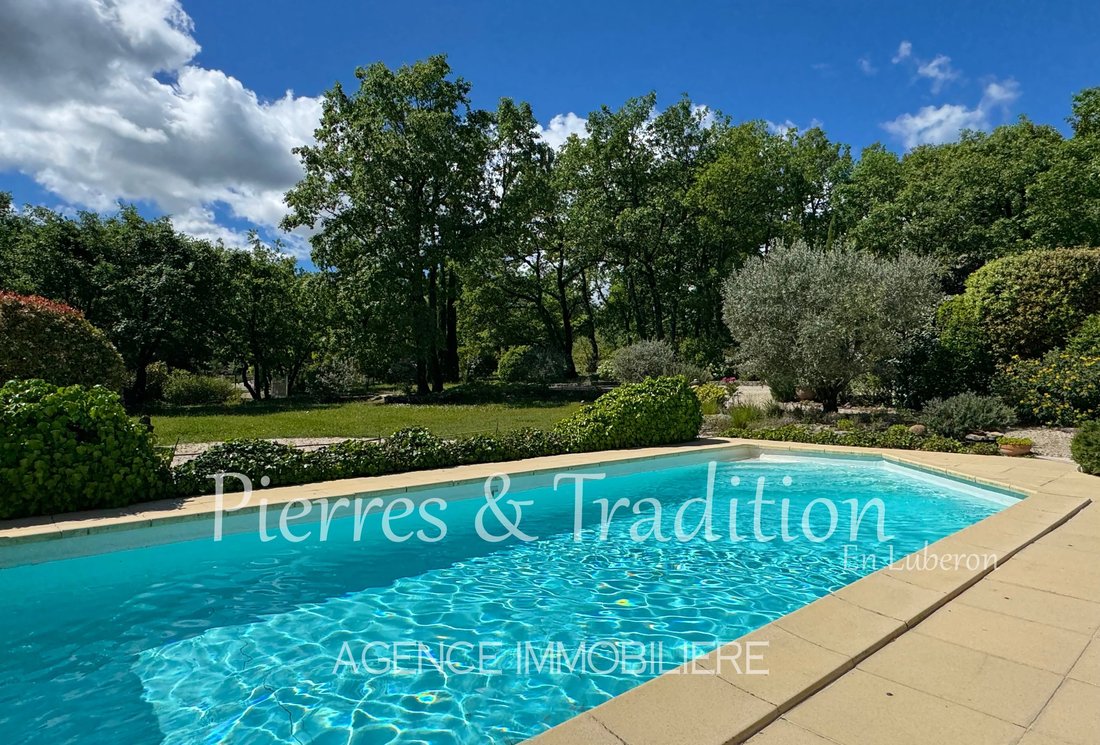 House in Céreste-en-Luberon, Provence-Alpes-Côte d'Azur, France 2 - 17661485