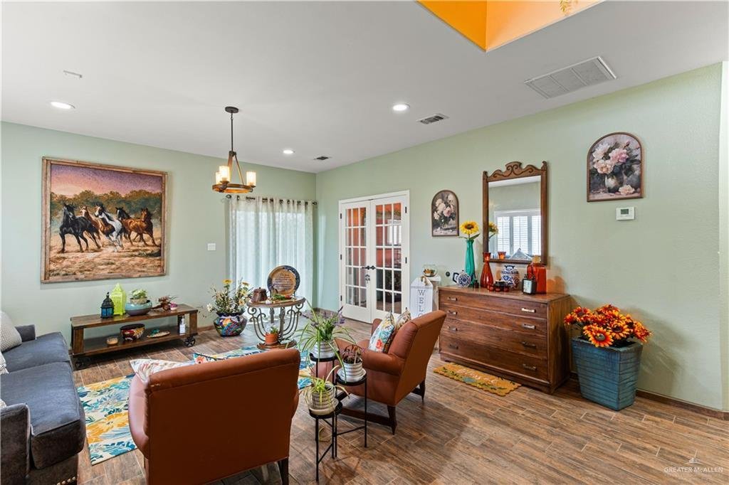 House in Mission, Texas, United States 3 - 17867454