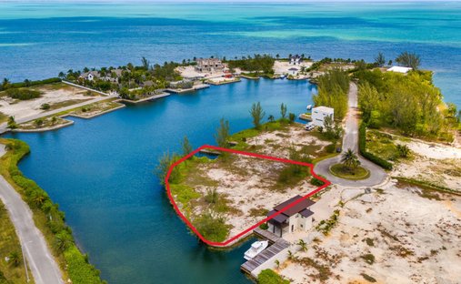 Land in North Sound Estates, Bodden Town, Cayman Islands 1