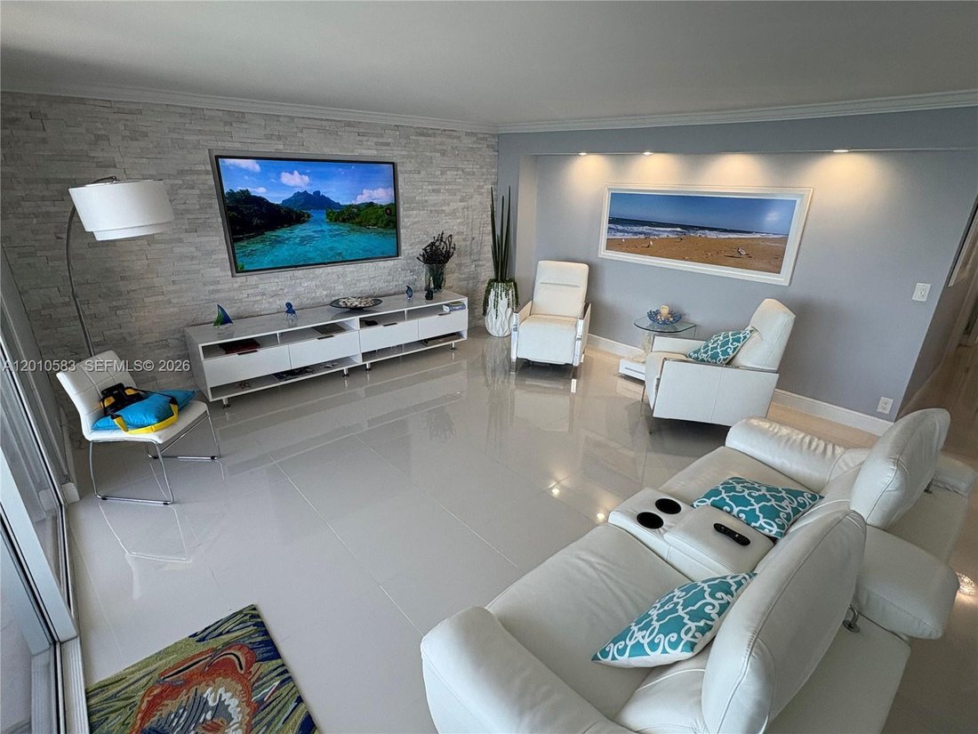 Condo in Hallandale Beach, Florida, United States 4 - 17864840