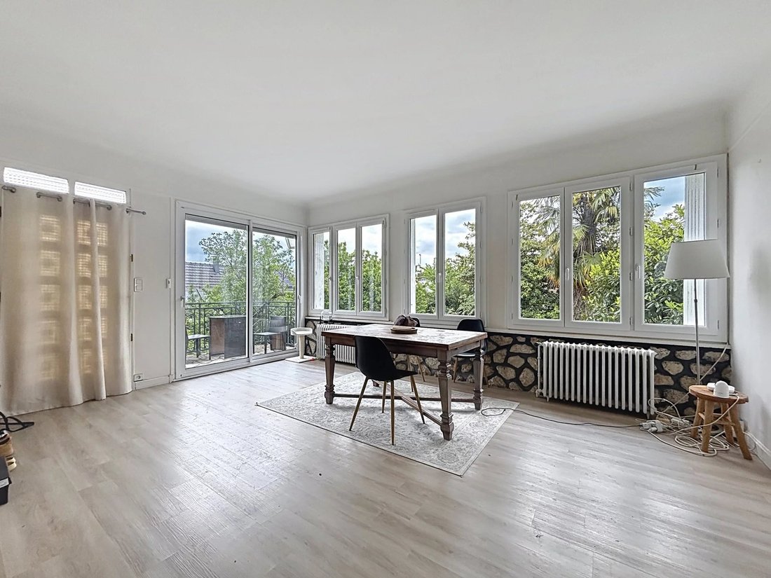 House in Les bords de l'Yerres, Brunoy, France 3 - 17862772